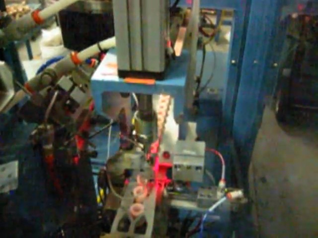 Fluid-level indicator assembly 